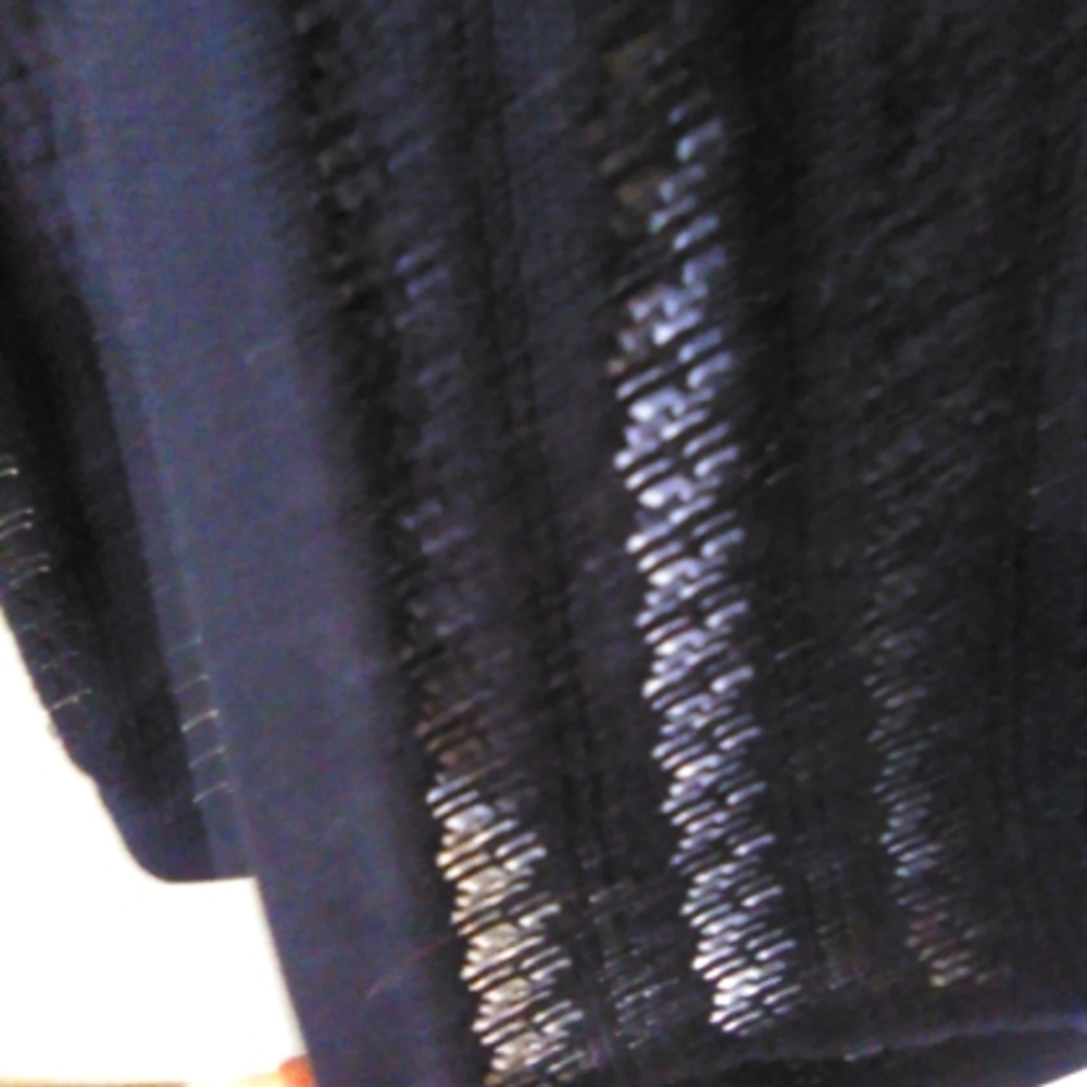 Crotchet Sweater - Picture 2 of 4
